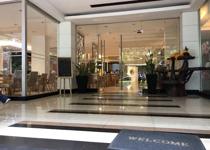 Royal View - Rang Nam 3*