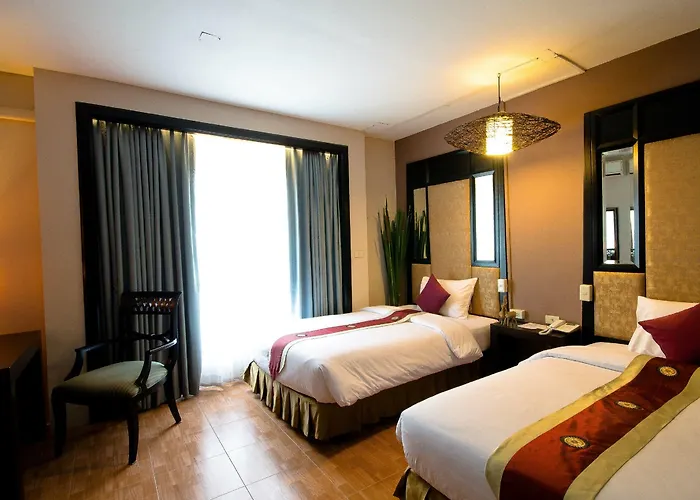 Royal View - Rang Nam 3*
