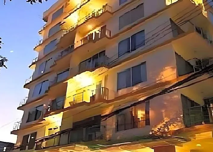 Royal View - Rang Nam 3*